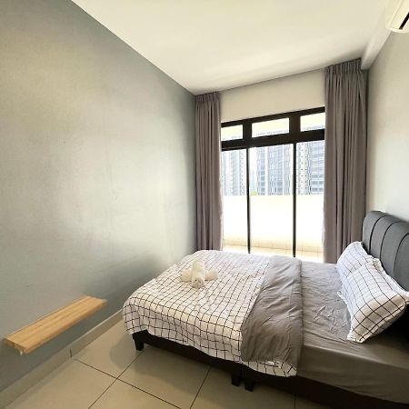 Meridin Medini By Wp Homestay Nusajaya  Εξωτερικό φωτογραφία