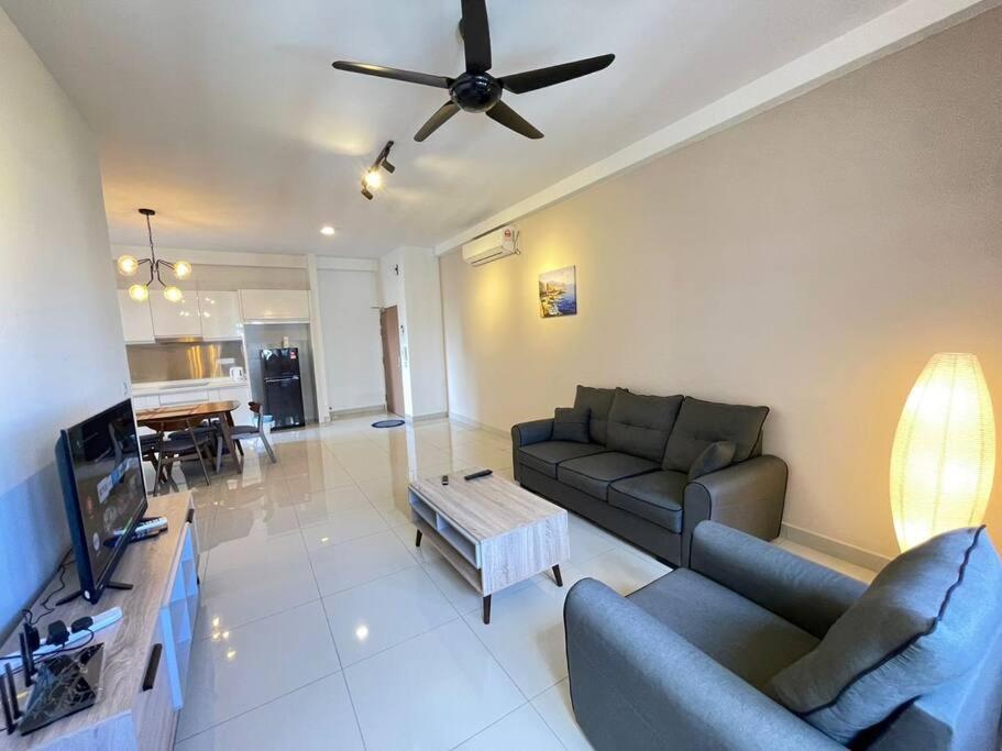 Meridin Medini By Wp Homestay Nusajaya  Εξωτερικό φωτογραφία