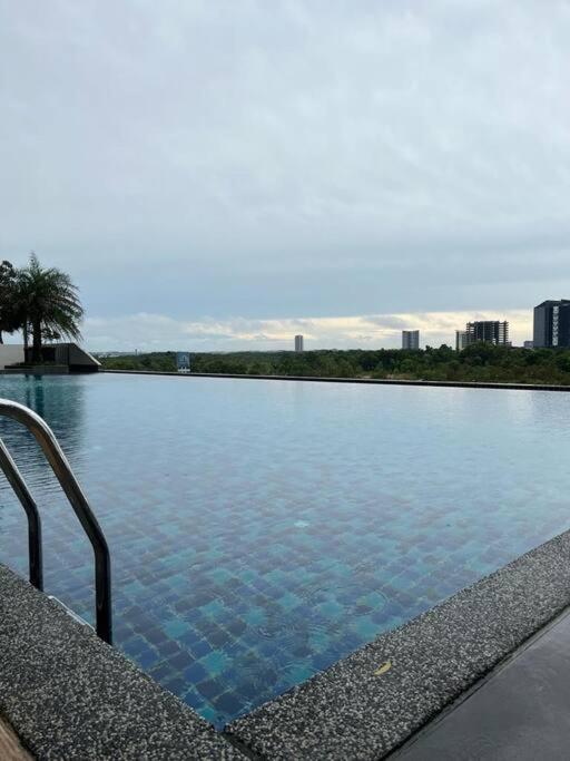 Meridin Medini By Wp Homestay Nusajaya  Εξωτερικό φωτογραφία