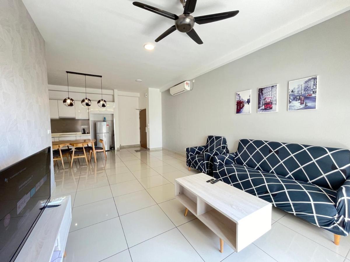 Meridin Medini By Wp Homestay Nusajaya  Εξωτερικό φωτογραφία