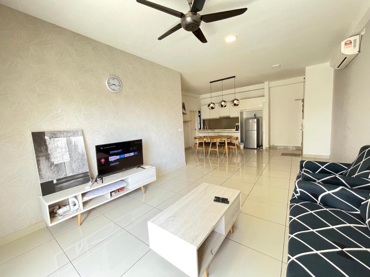 Meridin Medini By Wp Homestay Nusajaya  Εξωτερικό φωτογραφία
