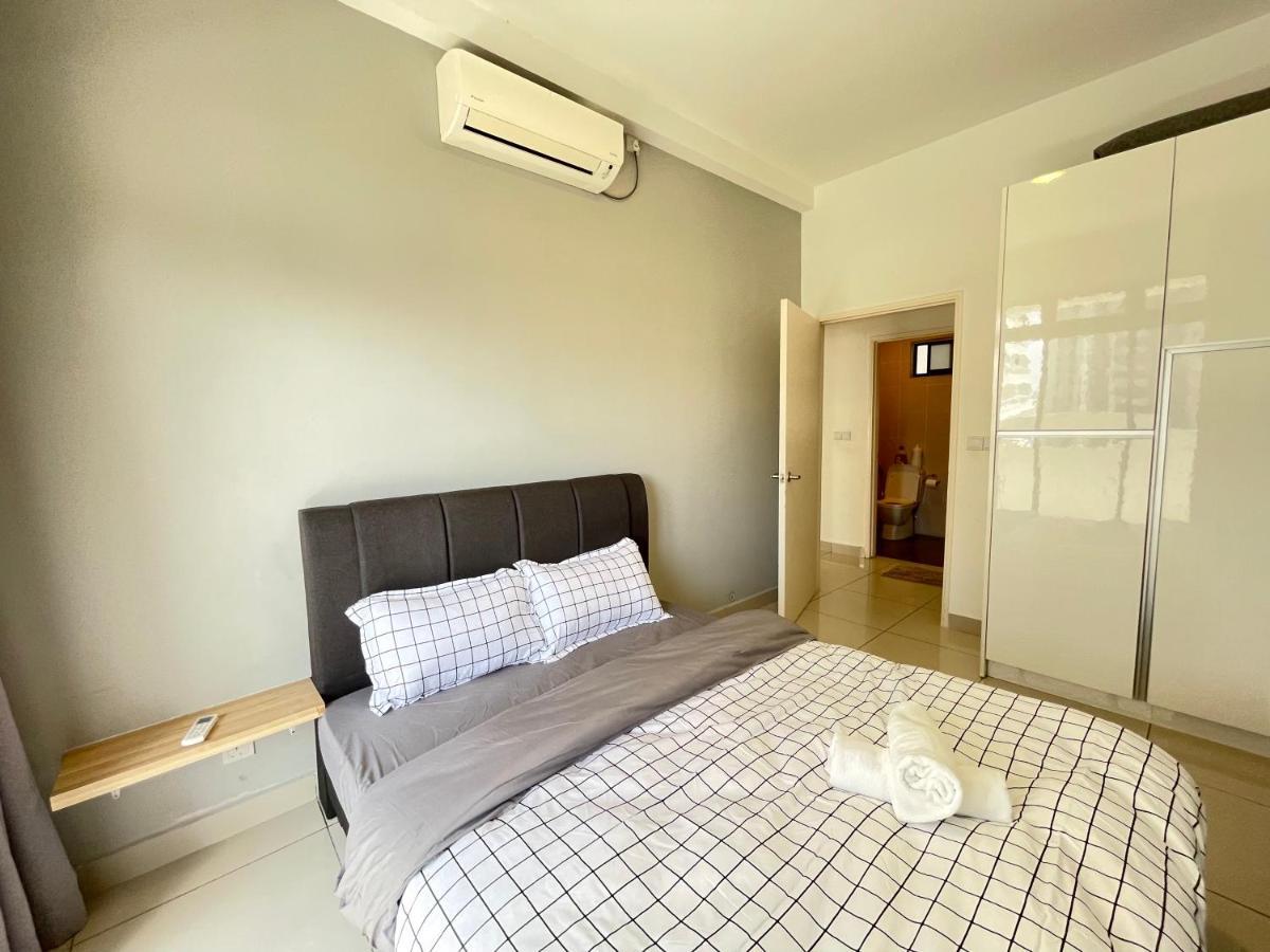 Meridin Medini By Wp Homestay Nusajaya  Εξωτερικό φωτογραφία