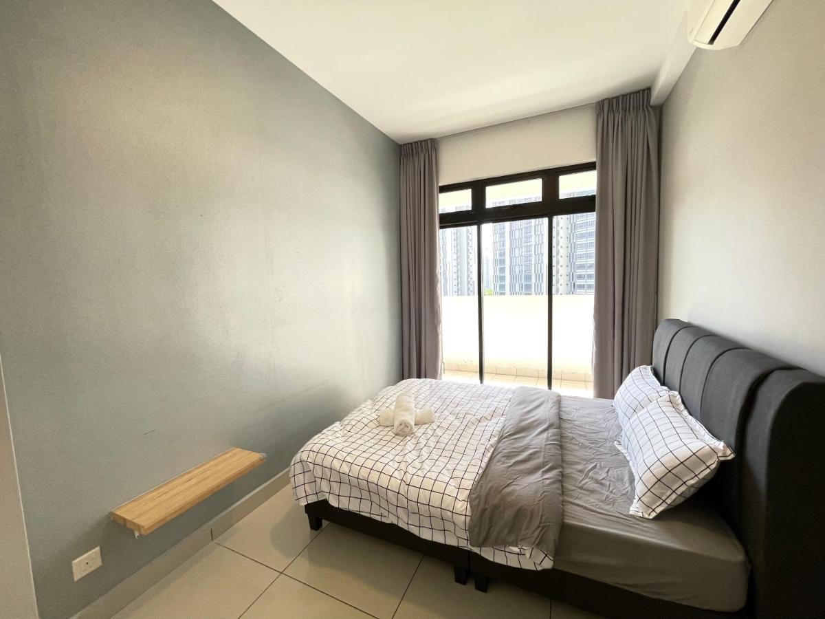 Meridin Medini By Wp Homestay Nusajaya  Εξωτερικό φωτογραφία